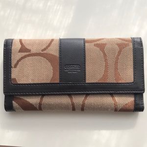 Coach wallet